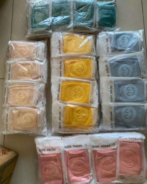 662241992_806124192555412_1496994188427188402_n Premium Baby Anti-Slip Knee Pads (1 Pair)