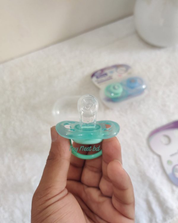 Momeasy Silicone Pacifier with Protective Case